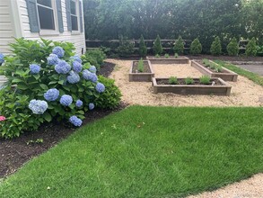 56 Tuscarora Dr in Centerport, NY - Building Photo - Building Photo