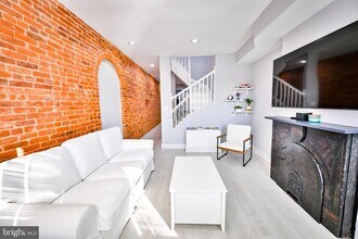 1015 Riverside Ave in Baltimore, MD - Building Photo - Building Photo