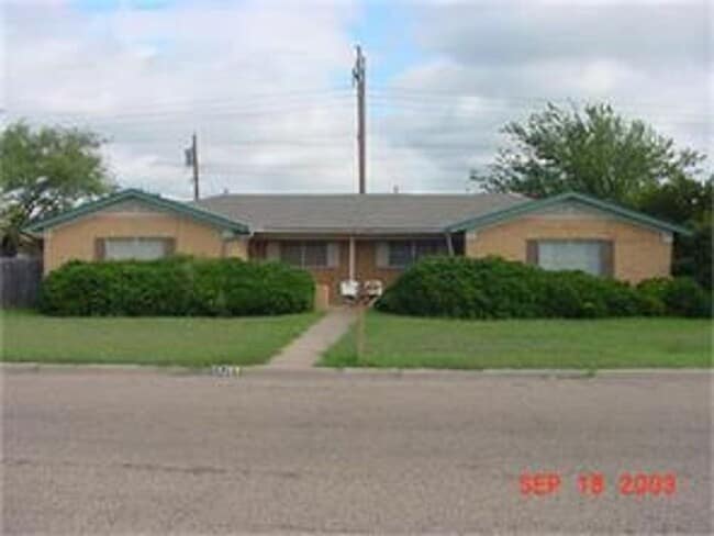 property at 828 Vista