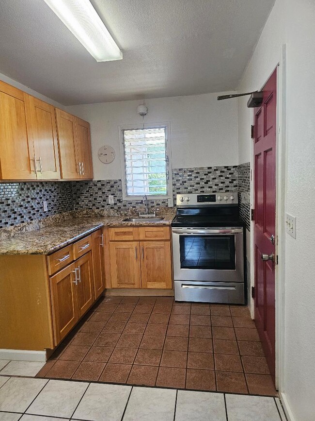 property at 66-923-923 Heau Pl