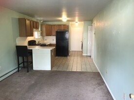 24 Hogan Dr, Unit 24