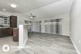7606 Willow Park Dr in Tampa, FL - Building Photo - Building Photo
