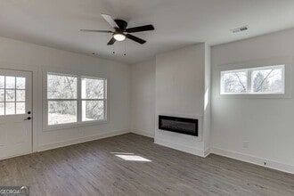 585 Clayton St in Commerce, GA - Building Photo - Building Photo