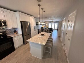 4750 Snook Dr SE in St. Petersburg, FL - Building Photo - Building Photo