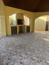 3102 E Plum St in Laredo, TX - Building Photo - Building Photo