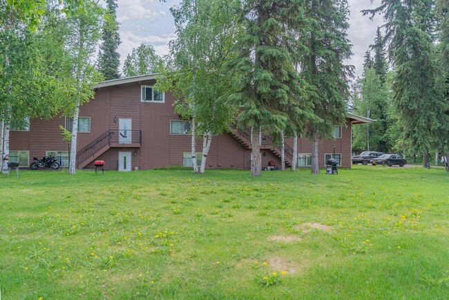 2545 Mission Rd in North Pole, AK - Building Photo - Building Photo