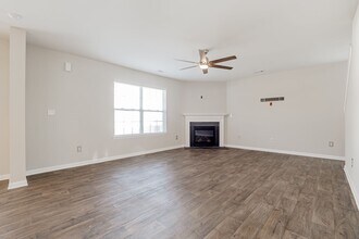 3512 Ribbonwalk Trail in Charlotte, NC - Building Photo - Building Photo