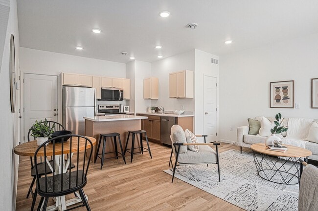 The 41Ellis in Sioux Falls, SD - Building Photo - Building Photo