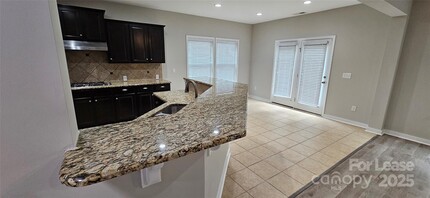 1038 Albany Park Dr in Fort Mill, SC - Building Photo - Building Photo