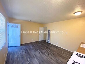 13812 S Avalon Blvd in Los Angeles, CA - Building Photo - Building Photo