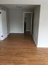 1517 Greenwood Ave, Unit 1517 in Rockford, IL - Foto de edificio - Building Photo