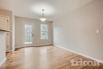 3160 Brookfield Dr SW in Austell, GA - Building Photo - Building Photo