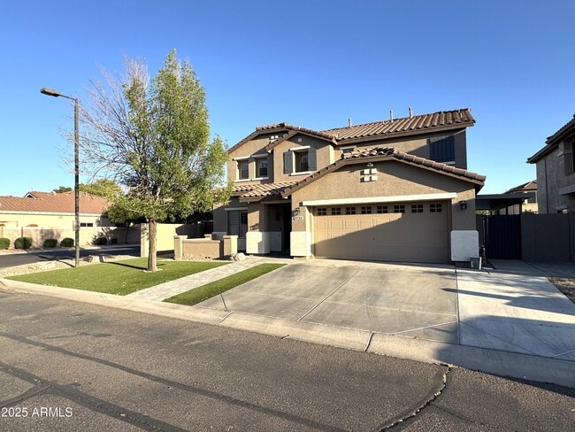 3733 E Orchid Ct in Gilbert, AZ - Building Photo - Building Photo