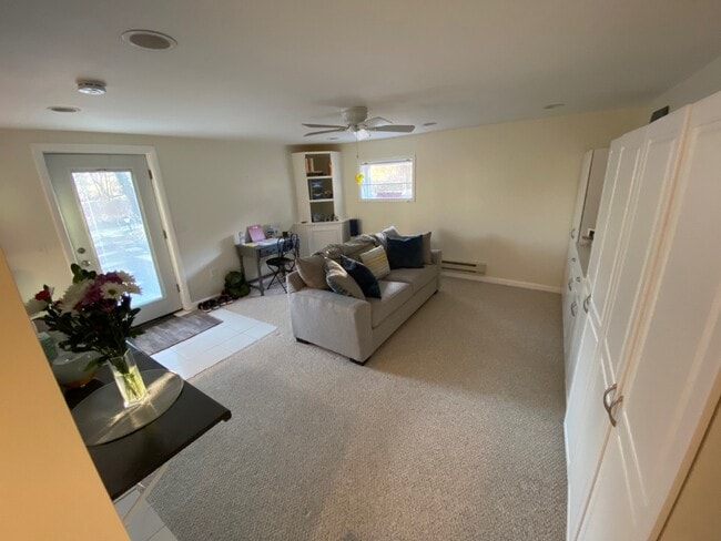 3816 17th St N, Unit English Basement Apt.
