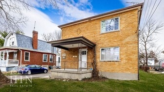 4146 South Ave, Unit 2 in Cincinnati, OH - Building Photo