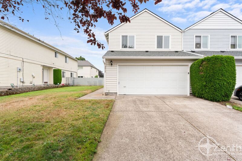 3012 NE 116th Ave in Vancouver, WA - Building Photo