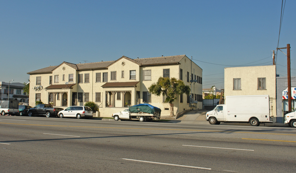 1556 6th Ave in Los Angeles, CA - Foto de edificio