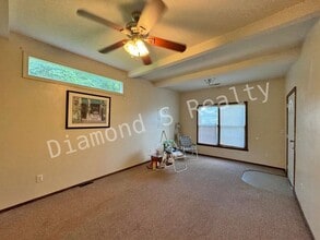 4006 W Maple St in Springfield, MO - Building Photo - Building Photo