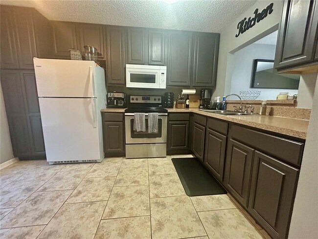 3667 Powder Horn Pl in Titusville, FL - Building Photo - Building Photo