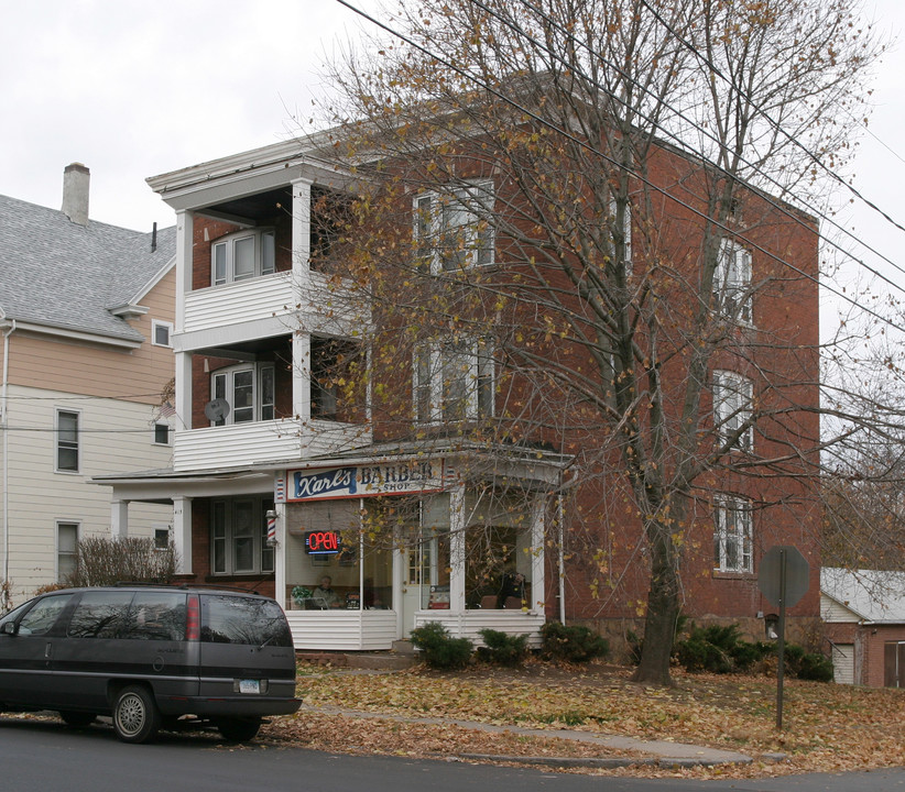 415 Stanley St in New Britain, CT - Building Photo