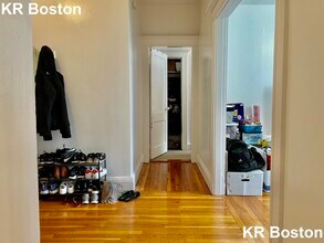 6 Carol Ave in Boston, MA - Building Photo - Building Photo