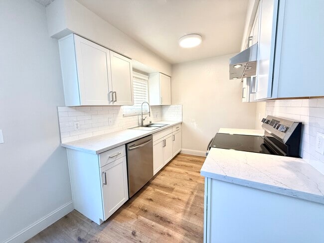 property at 6158 N Fresno St