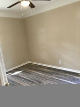 1520 E Meyers Ave in Hazel Park, MI - Building Photo - Building Photo