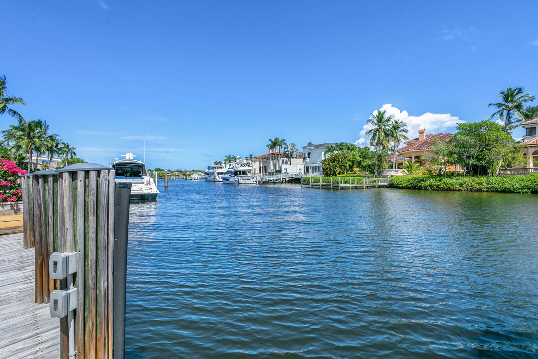 191 Commodore Dr in Jupiter, FL - Foto de edificio