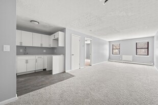 20-30 Peck St in New Britain, CT - Building Photo