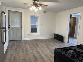 69 Smith St in New Britain, CT - Building Photo - Building Photo