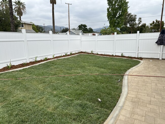 357 N Vermont Ave, Unit 357 N Vermont in Glendora, CA - Building Photo - Building Photo