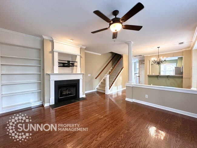 4854 S Hill View Dr in Charlotte, NC - Building Photo - Building Photo