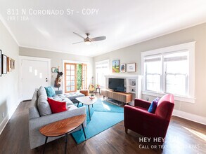 811 N Coronado St in Los Angeles, CA - Building Photo - Building Photo