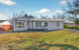 508 NE Avondale Ave in Bartlesville, OK - Building Photo