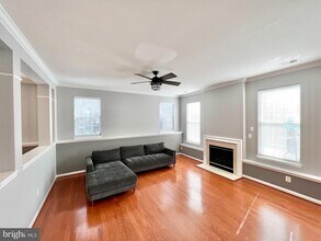 4240 Sonia Ct in Alexandria, VA - Building Photo - Building Photo