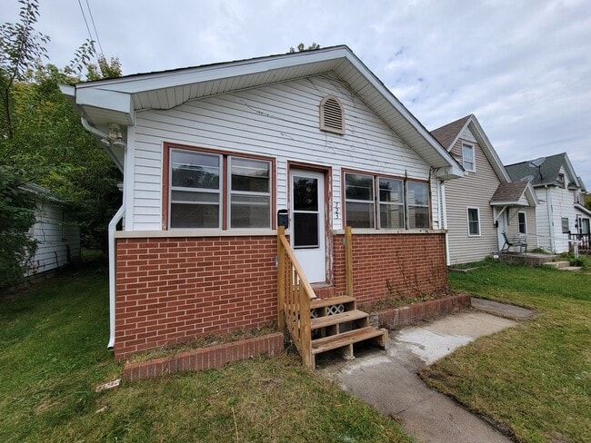 property at 723 N Frances St