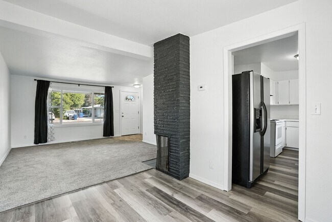 2019 N Ely Rd in Spokane Valley, WA - Building Photo - Building Photo