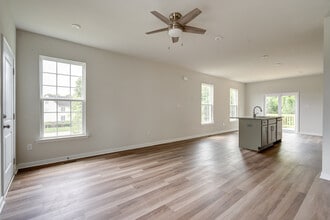 312 Northfield Heights Ln in Richmond, VA - Building Photo - Building Photo