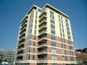 Quad Lofts in Toronto, ON - Building Photo - Building Photo