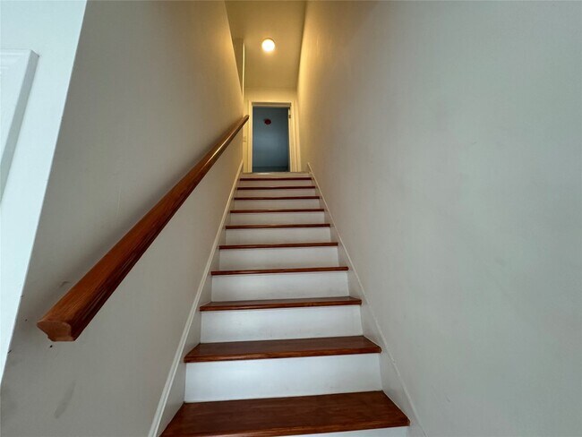 4 Thorp St-Unit -Apt#2 in Binghamton, NY - Building Photo - Building Photo