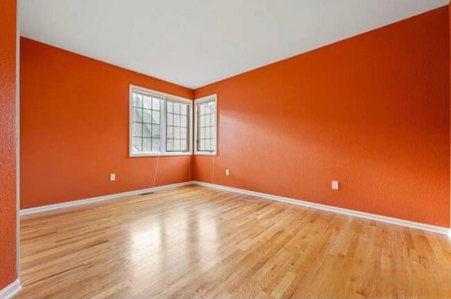 1545 Lodge Ln in Boulder, CO - Foto de edificio - Building Photo