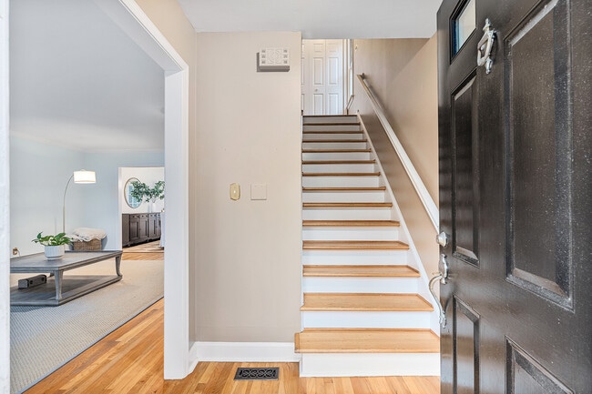 104 Terrace Dr NE, Unit 7 in Atlanta, GA - Building Photo - Building Photo