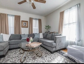 24 Arlington St in Leominster, MA - Building Photo