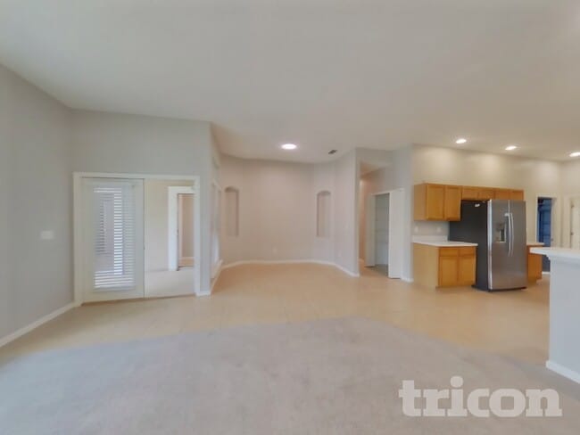 1648 Country Walk Dr, Unit 07-0102 in Orange Park, FL - Building Photo - Building Photo