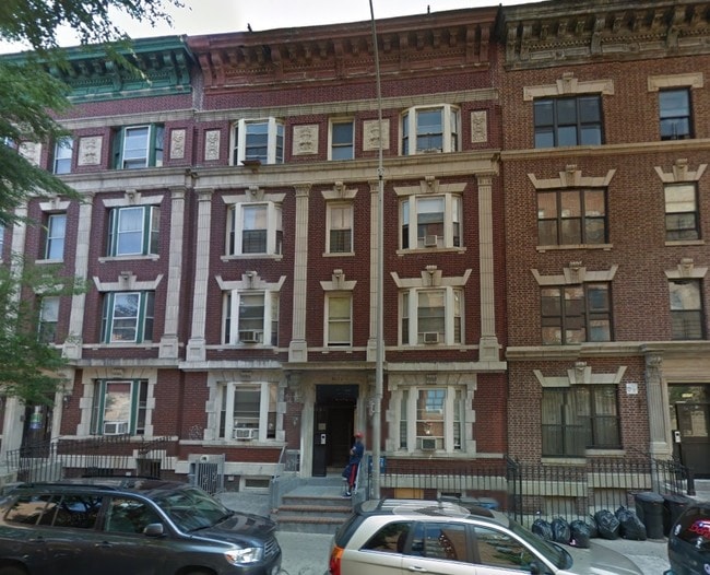 1076 Findlay Ave in Bronx, NY - Building Photo - Building Photo