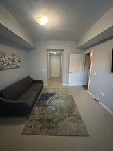 1021 N Garfield St, Unit 114 in Arlington, VA - Foto de edificio - Building Photo