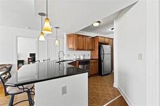 4555 Main St in Kansas City, MO - Building Photo - Building Photo