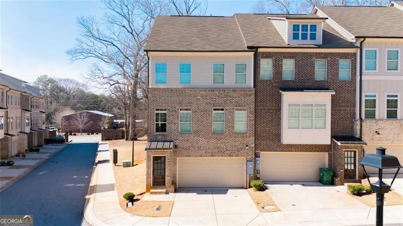 1110 Bakary Ct in Decatur, GA - Building Photo