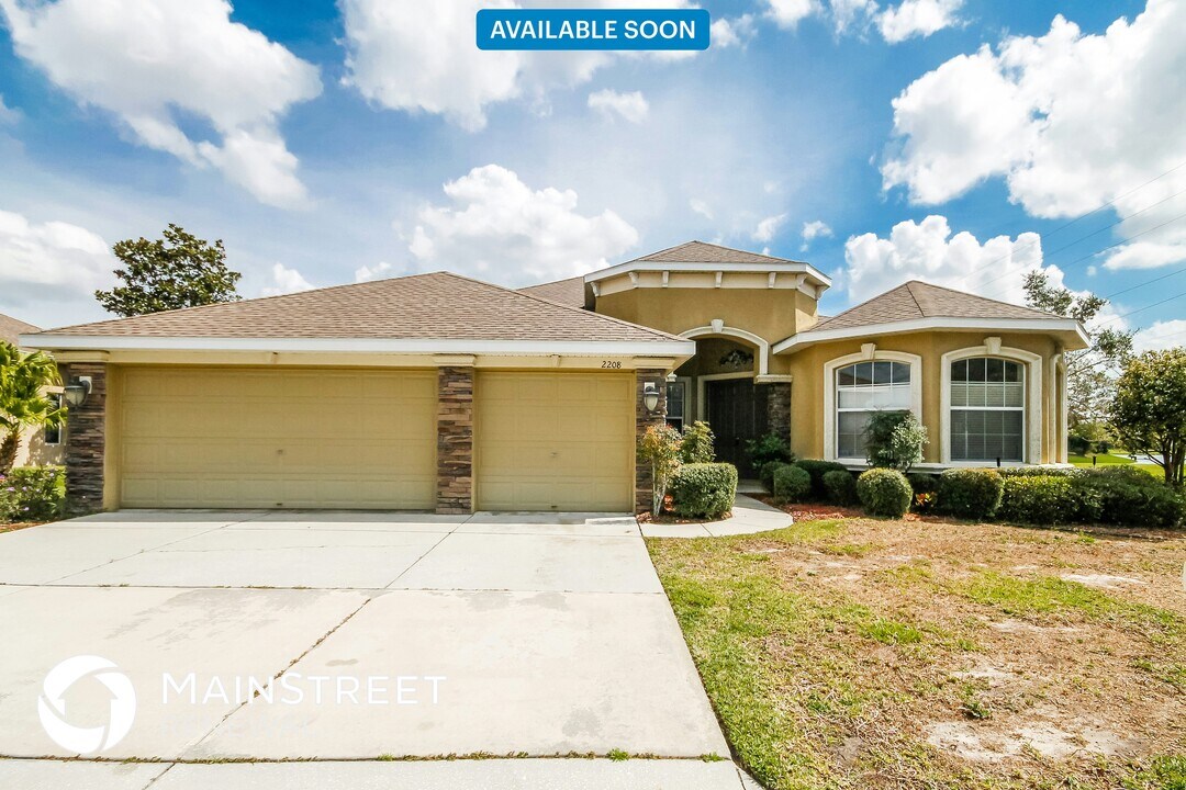 2208 Tarragon Ln in New Port Richey, FL - Building Photo