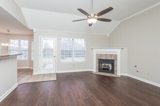 6284 Manchester Cove in Horn Lake, MS - Building Photo - Building Photo